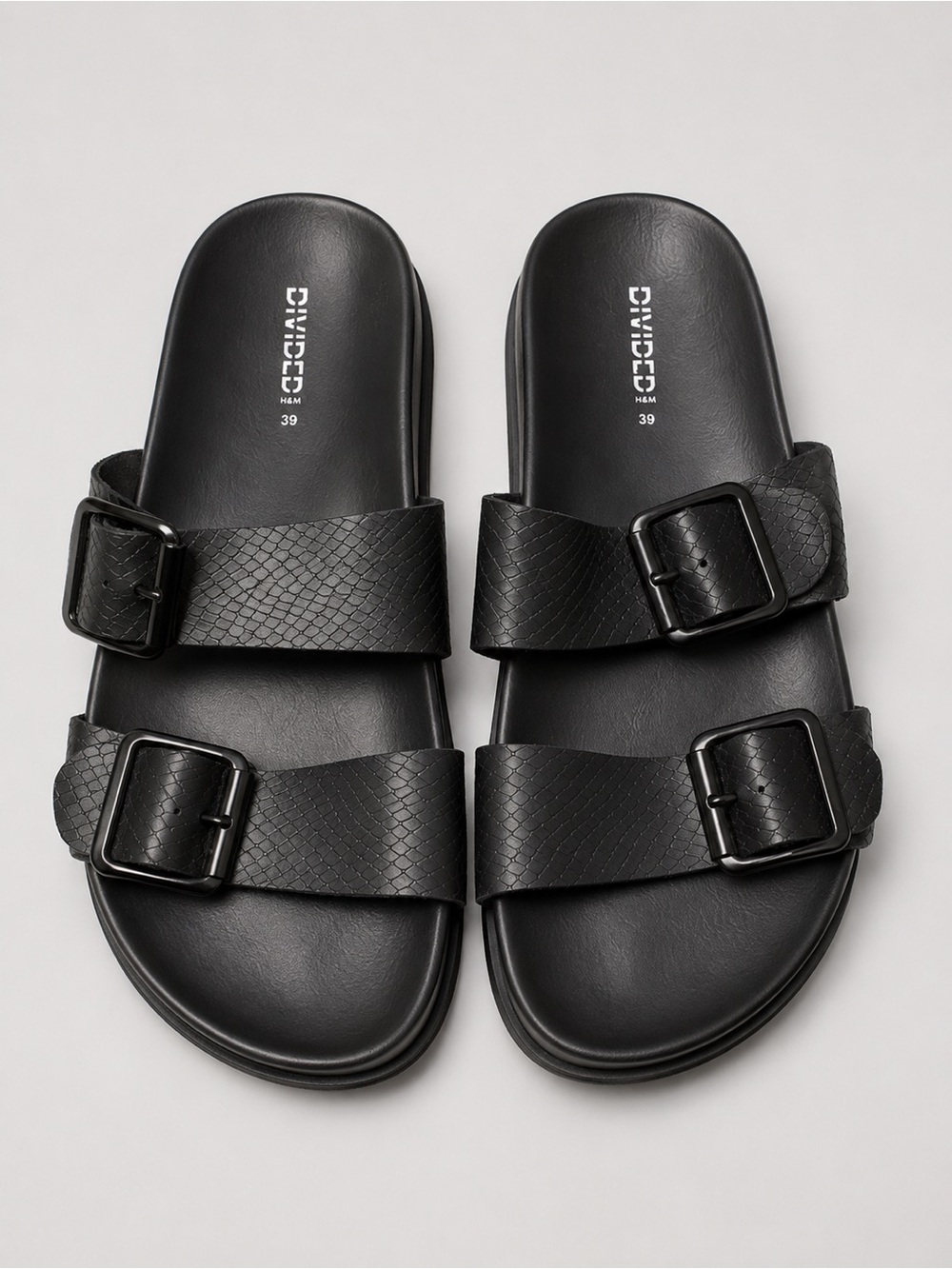 Divided Black Double-Strap Buckle Slides